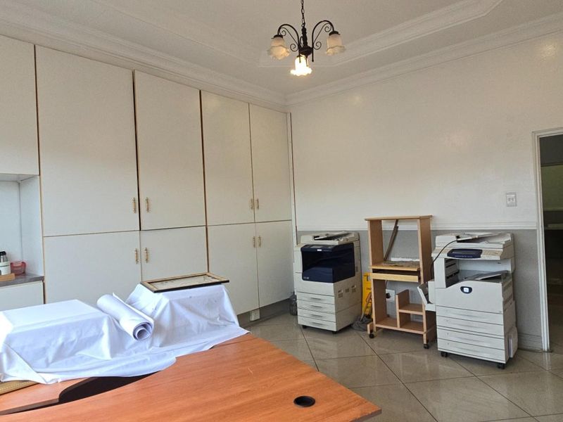 Flexible Office Space for Professionals Who Need More - Photo 7