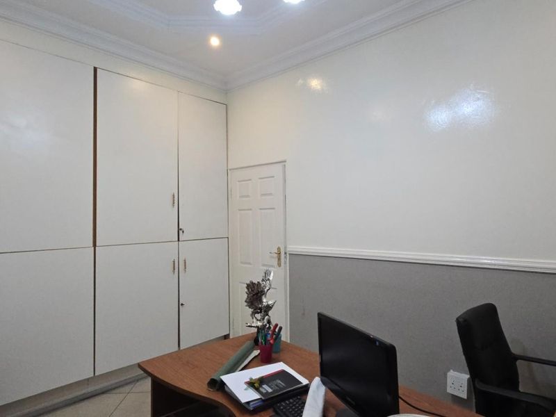 Flexible Office Space for Professionals Who Need More - Photo 5