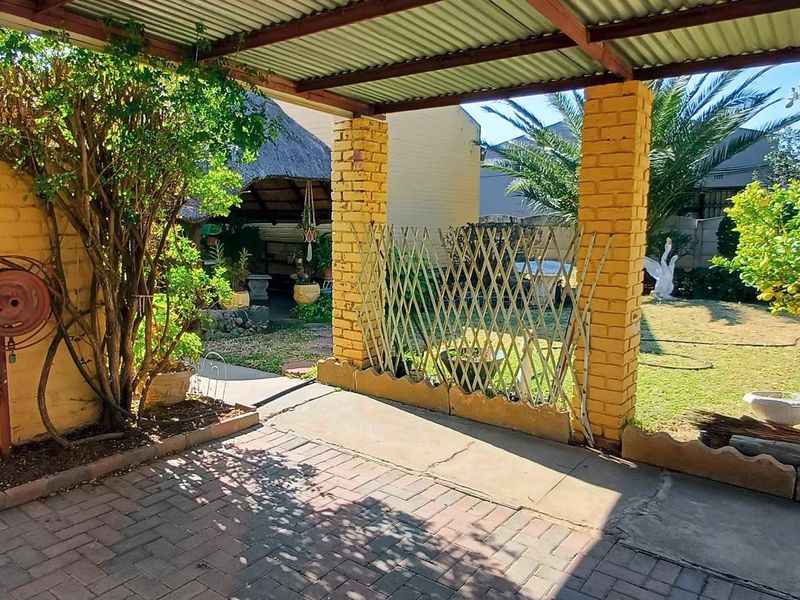 House Under Offer in Flamingo Park Welkom - Photo 4