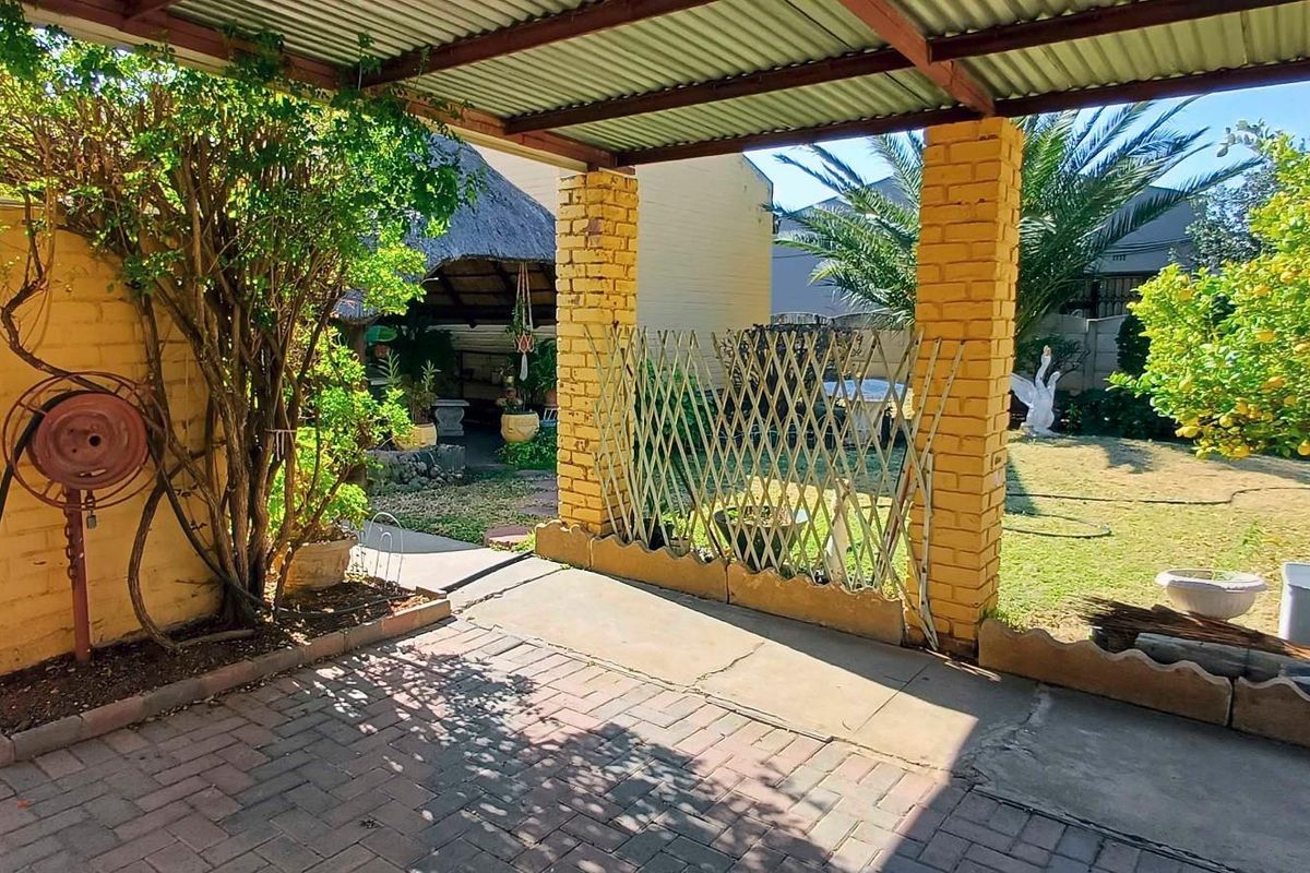House Under Offer in Flamingo Park Welkom - Photo 4