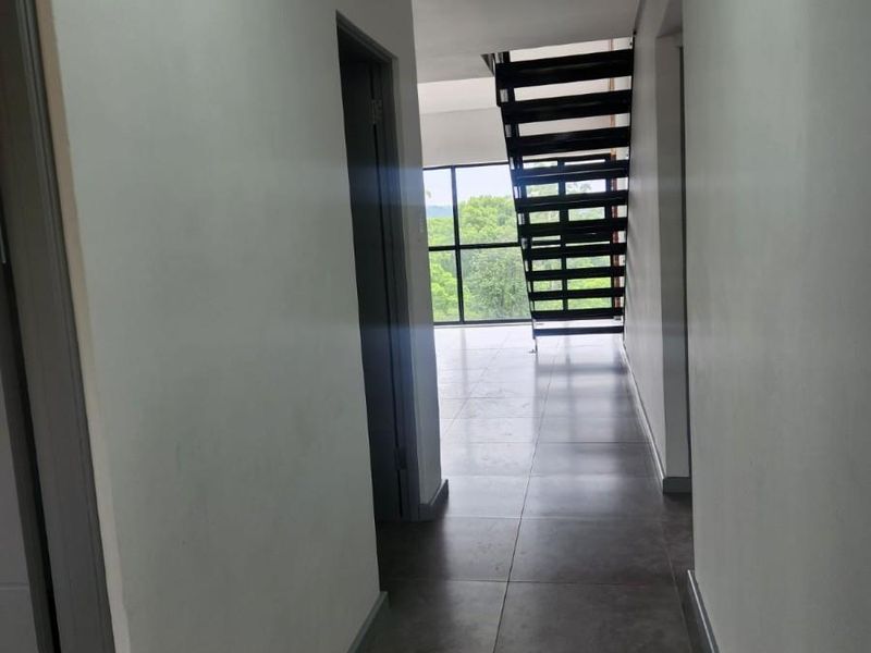 2 bed 1.5 bath loft Apartment To Rent in Athlone, Pietermaritzburg, KwaZulu Natal - Photo 7