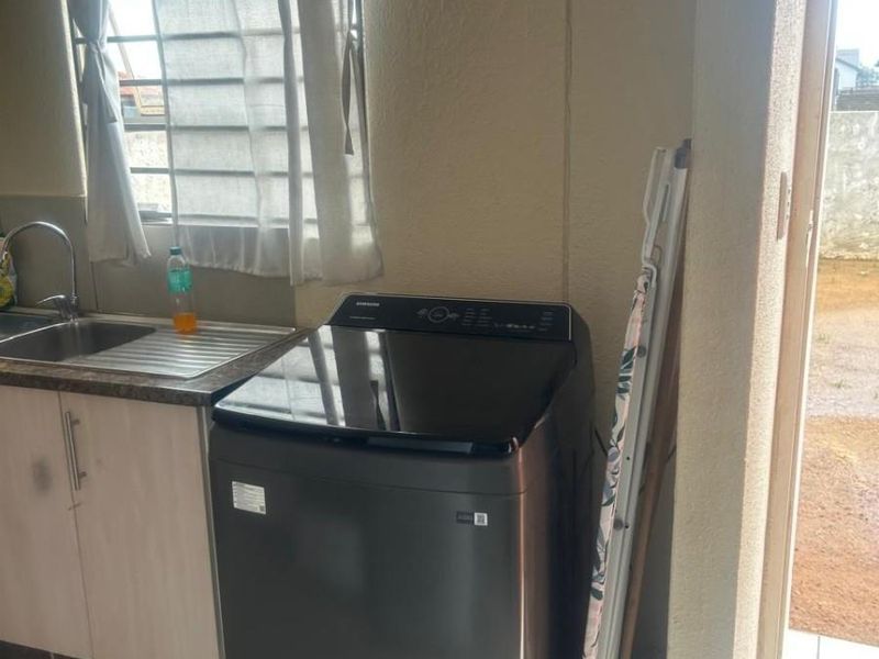 Two Bedroom For Sale in Vanderbijlpark CE7 - Photo 6