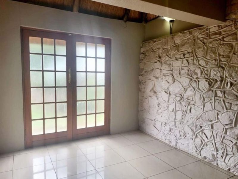 House For Sale in Arcon Park, Vereeniging - Photo 9