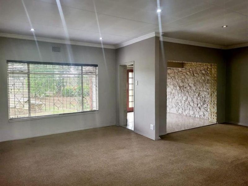 House For Sale in Arcon Park, Vereeniging - Photo 8