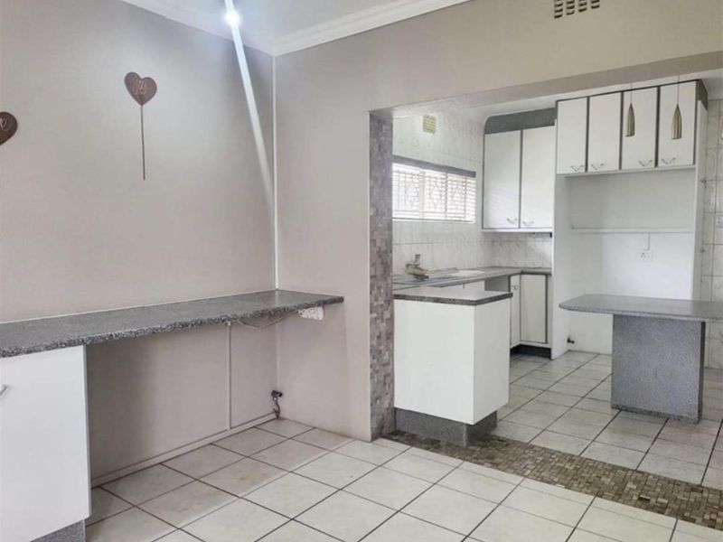 House For Sale in Arcon Park, Vereeniging - Photo 4