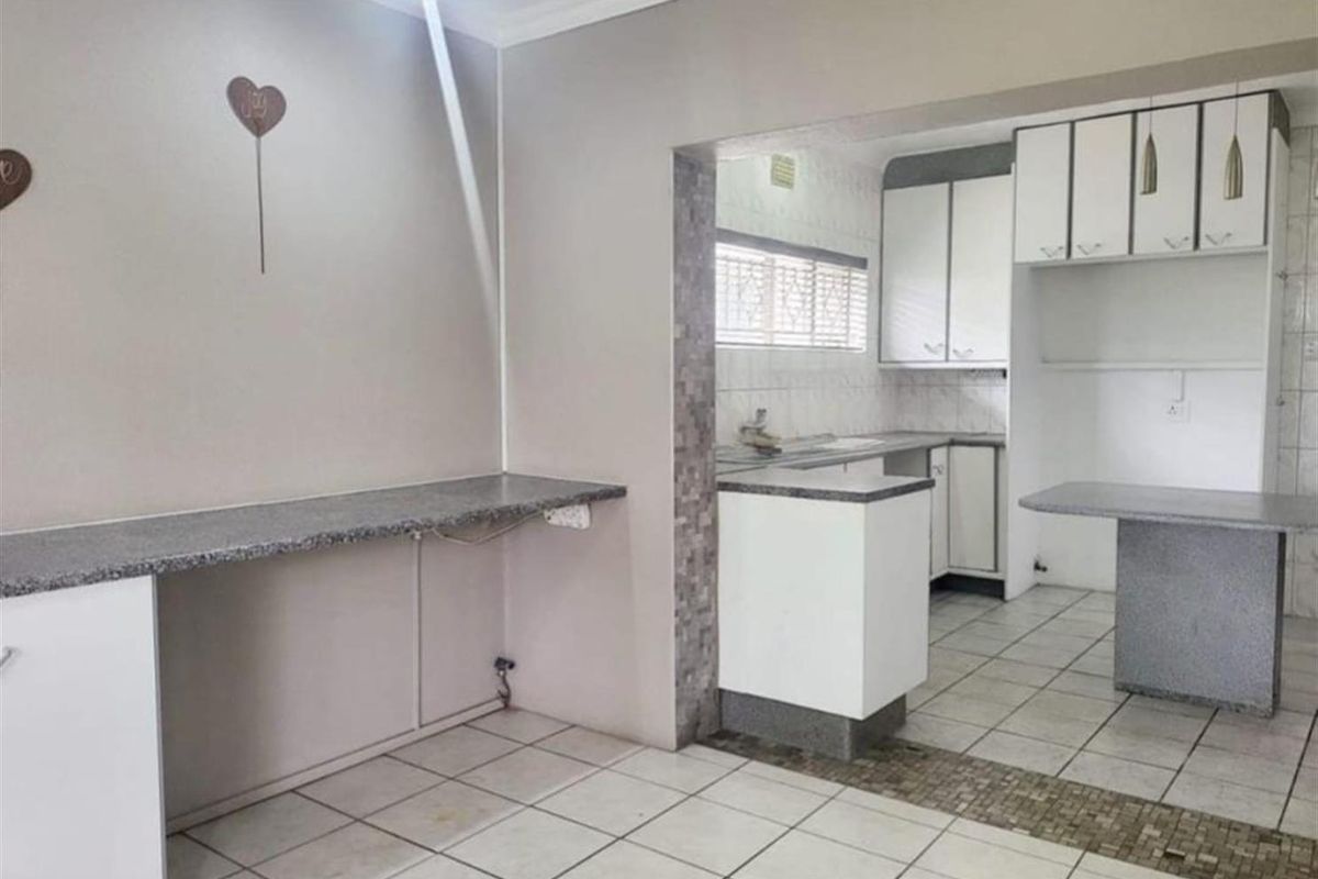 House For Sale in Arcon Park, Vereeniging - Photo 4