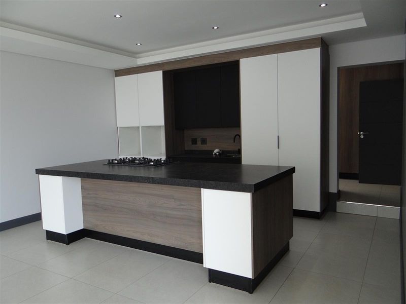 5 Bedroom House For Sale in Fountainbrook Estate, Midstream Estate, Centurion - Photo 5