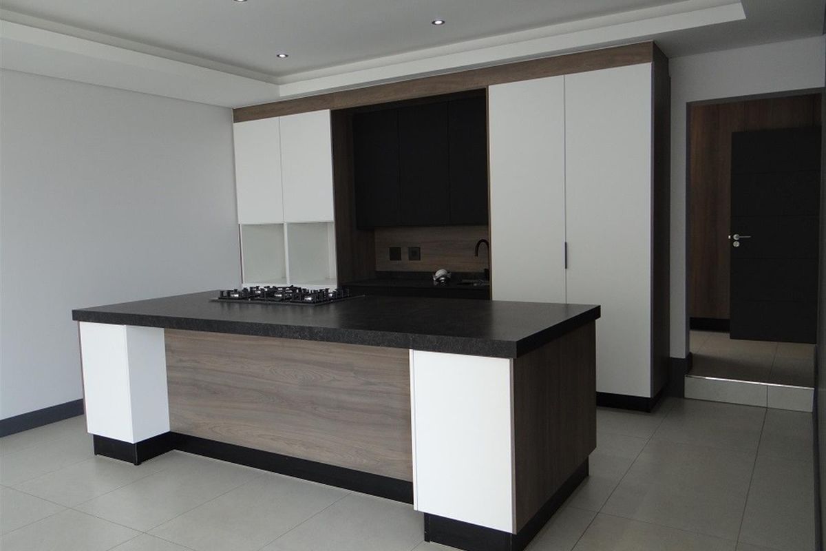 5 Bedroom House For Sale in Fountainbrook Estate, Midstream Estate, Centurion - Photo 5