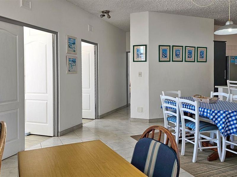 3 Bedroom PET and WHEELCHAIR  FRIENDLY BEACH APARTMENT - Photo 10