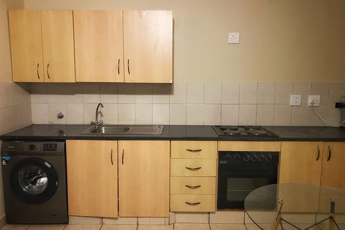 Apartment For Sale in Honeydew, Roodepoort - Photo 4