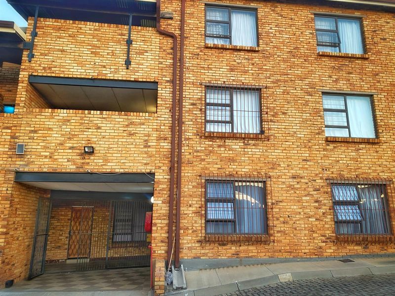 Apartment For Sale in Honeydew, Roodepoort - Photo 10