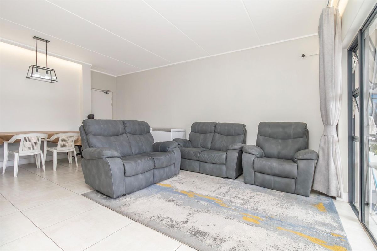 3 Bedroom Modern Furnished Apartment at Prestigious Polofields Lifestyle Estate - Photo 4