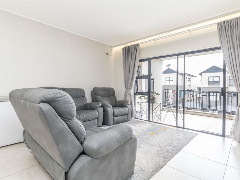 3 Bedroom Modern Furnished Apartment at Prestigious Polofields Lifestyle Estate - Photo 7