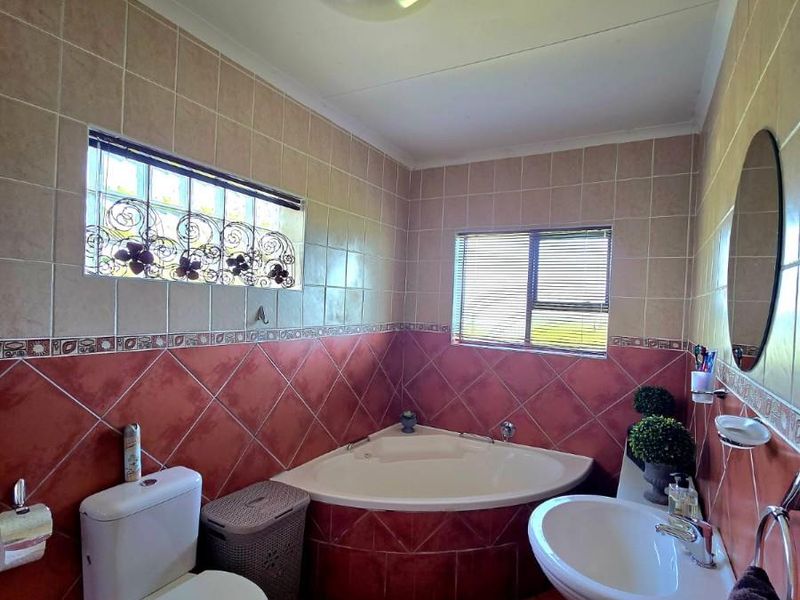 Ocean living in Paradise Beach - Photo 9