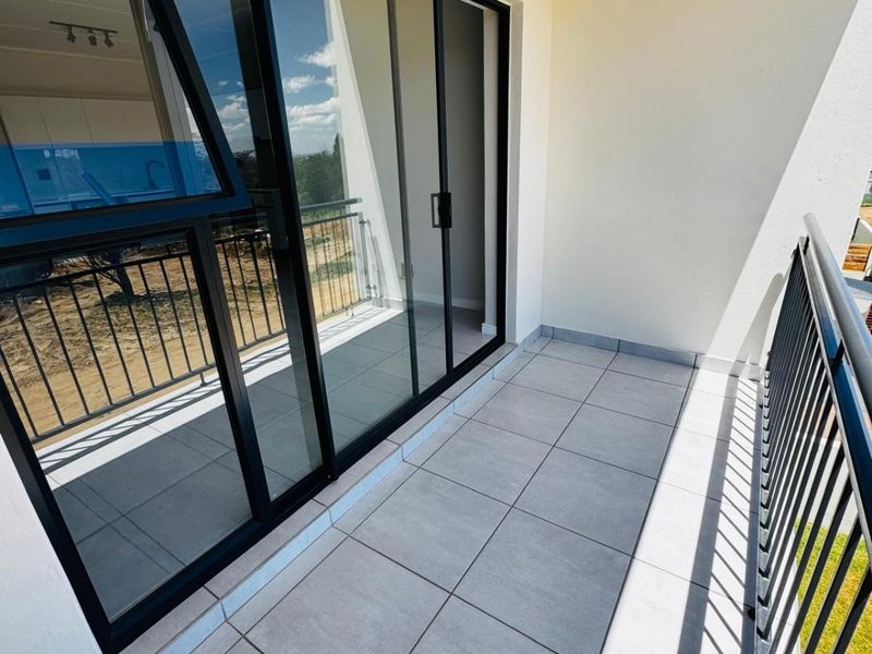 2 Bedroom, 2 Bathroom Apartment for Rent in Kyalami - Photo 6