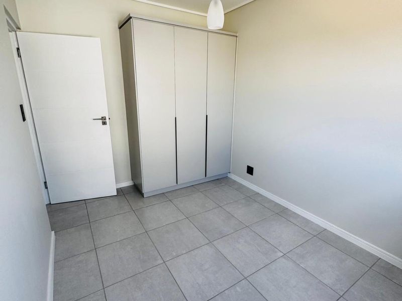 2 Bedroom, 2 Bathroom Apartment for Rent in Kyalami - Photo 9