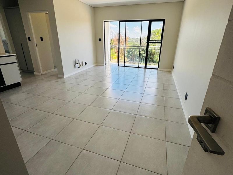 2 Bedroom, 2 Bathroom Apartment for Rent in Kyalami - Photo 5