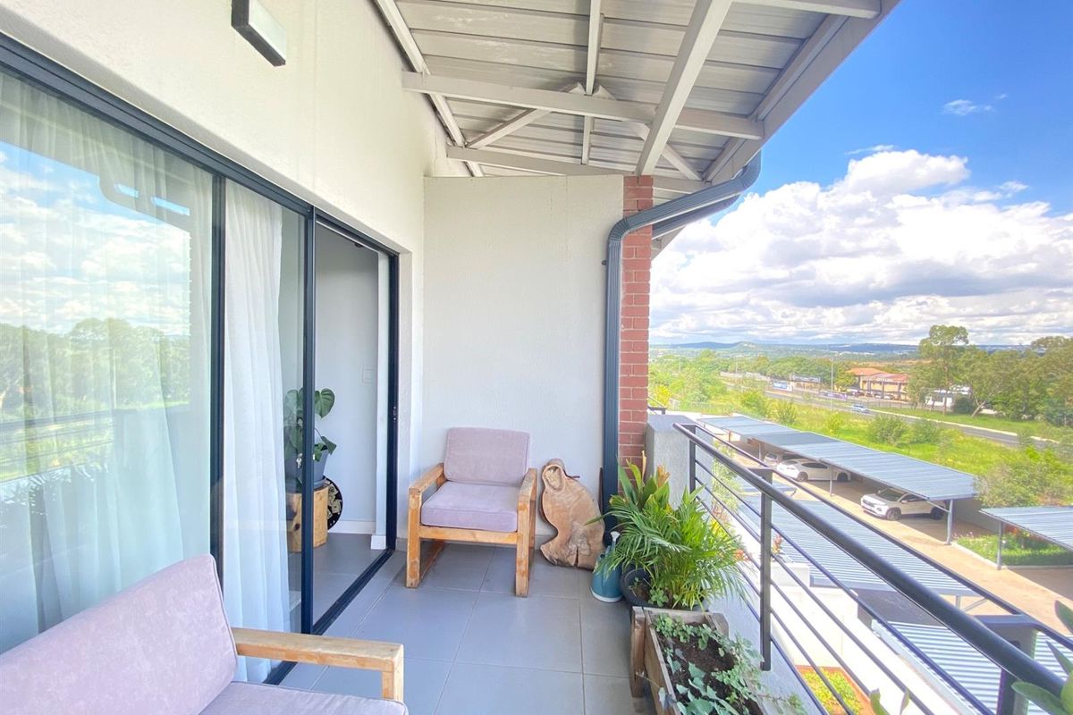 Apartment For Sale in Lonehill, Sandton - Photo 2