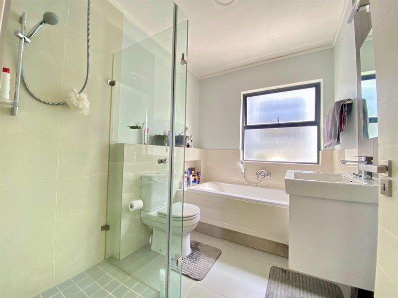 Apartment For Sale in Lonehill, Sandton - Photo 10