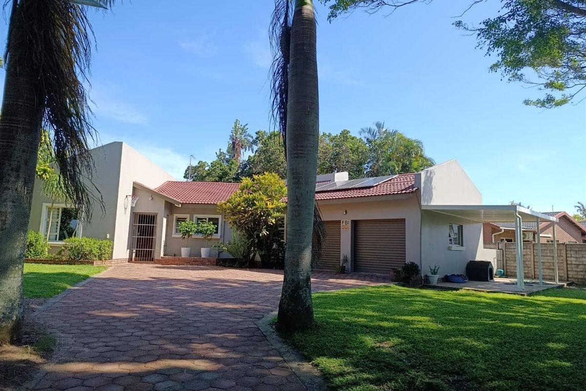 Beautiful 3-Bedroom House for Sale in Meer En See - Photo 2