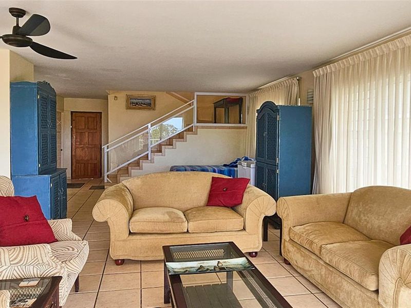 HUGE, Luxury 3 Bedroom Townhouse - Photo 10