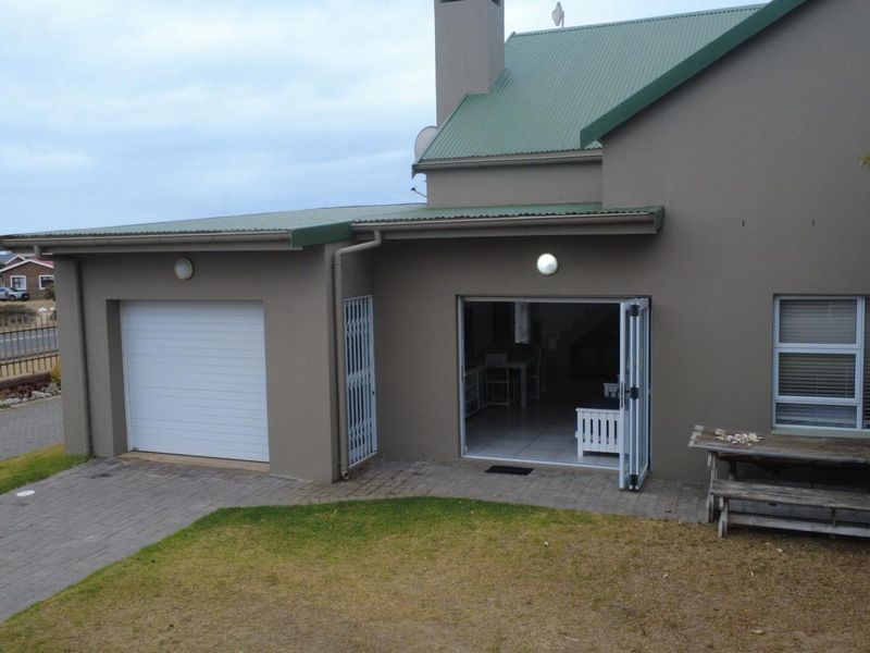 3 Bedroom Duplex Gouritsmond - Photo 6