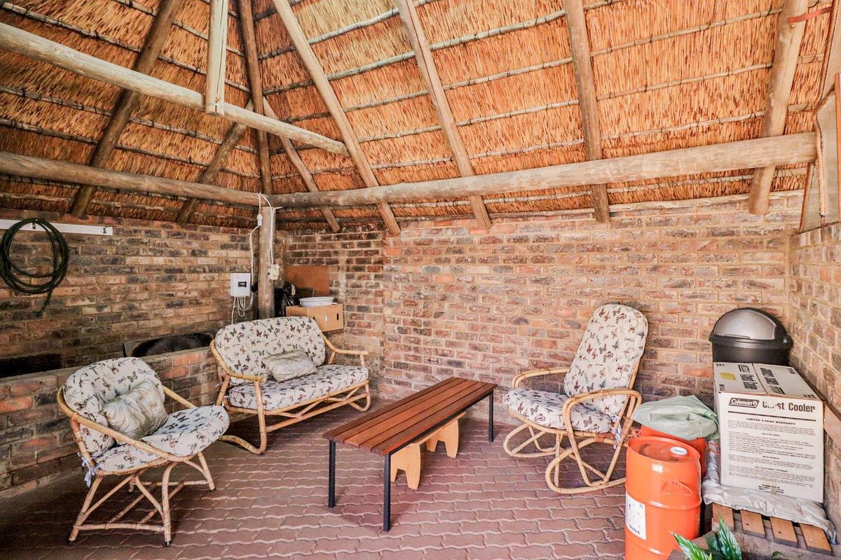 House For Sale in Zwartkop, Centurion - Photo 4