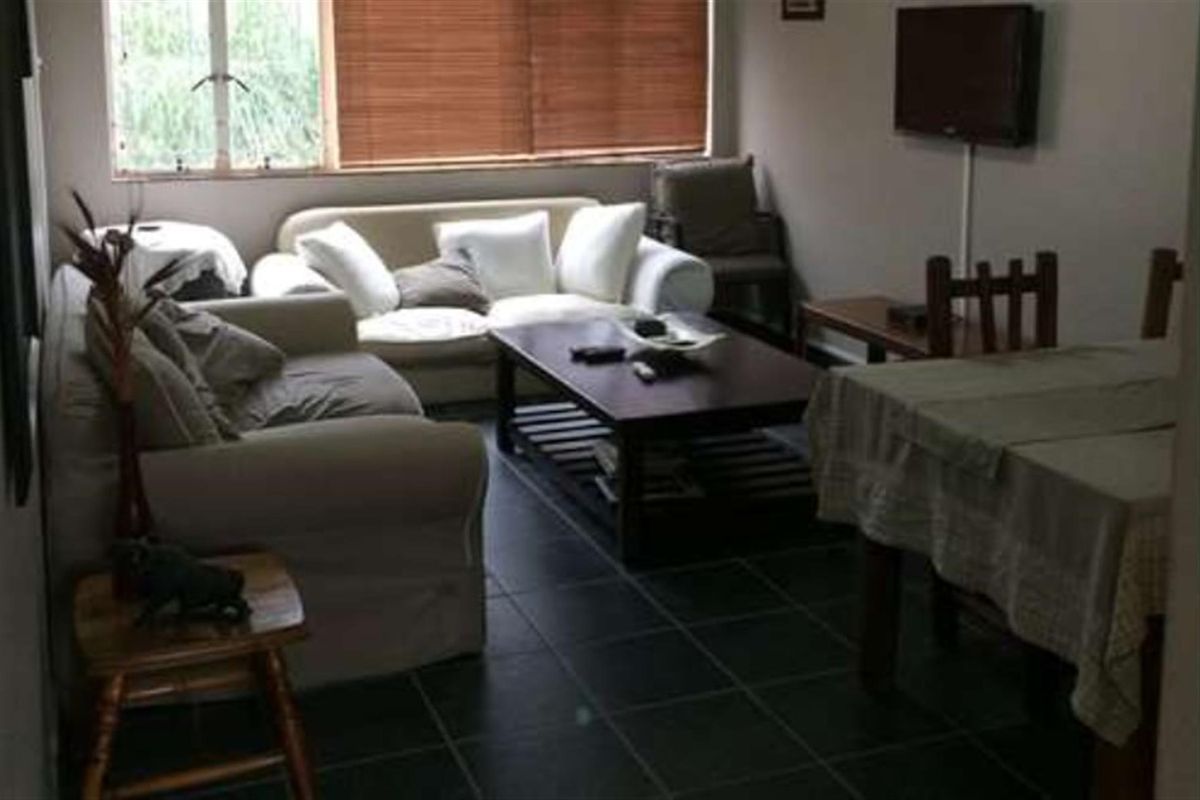 One and a half bedroom Apartment To Rent in Glenwood, Durban, KwaZulu Natal - Photo 2