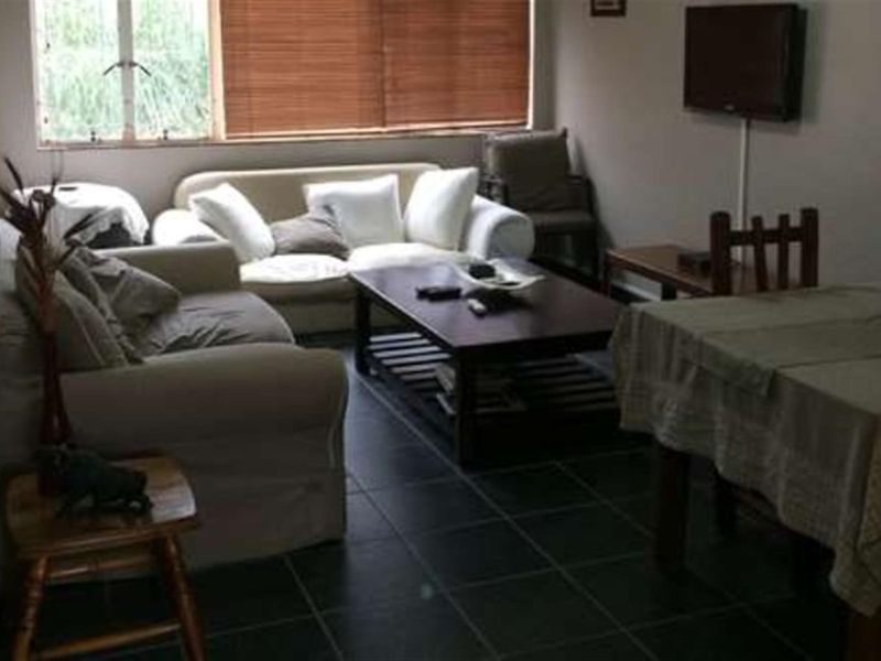 One and a half bedroom Apartment To Rent in Glenwood, Durban, KwaZulu Natal - Photo 2