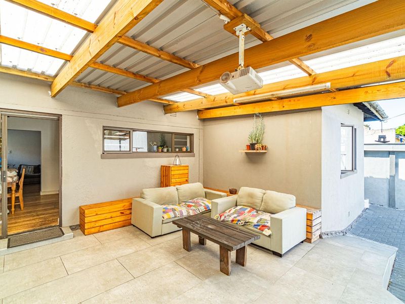 Charming 4 Bedroom Dual Living Home in the Heart of Plumstead, Cape Town - Photo 10