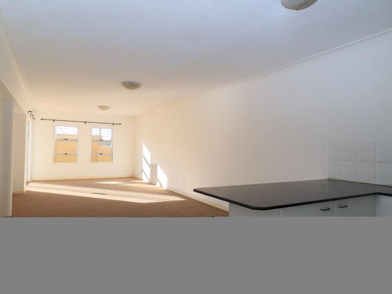 Apartment For Sale in Illovo, Sandton - Photo 5