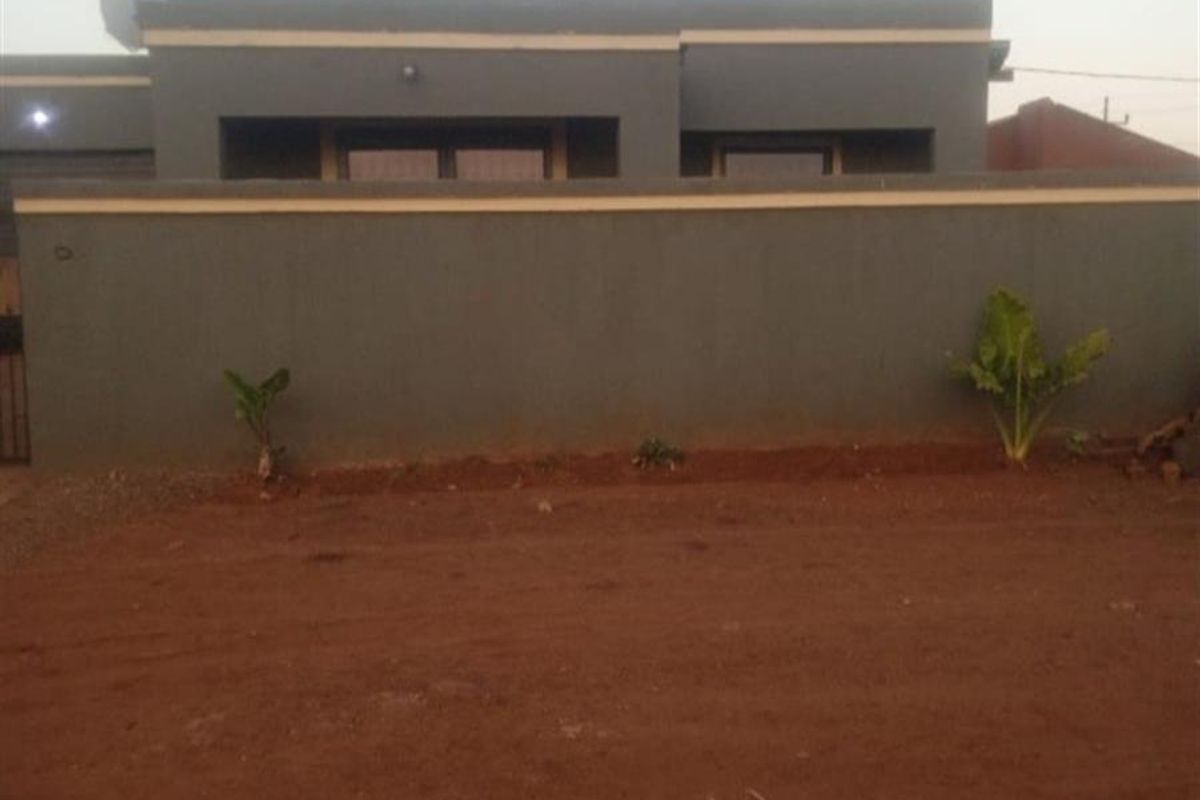 House For Sale in Orange Farm - Photo 5