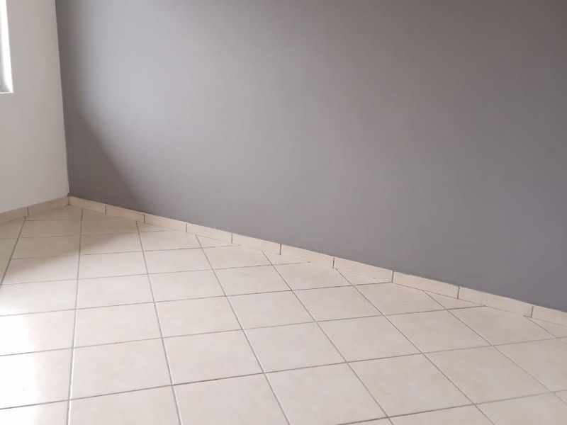 Apartment For Sale in Woodhurst, Chatsworth, KwaZulu Natal - Photo 7