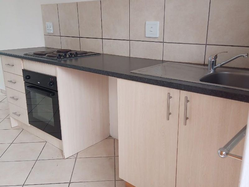 Apartment For Sale in Woodhurst, Chatsworth, KwaZulu Natal - Photo 3