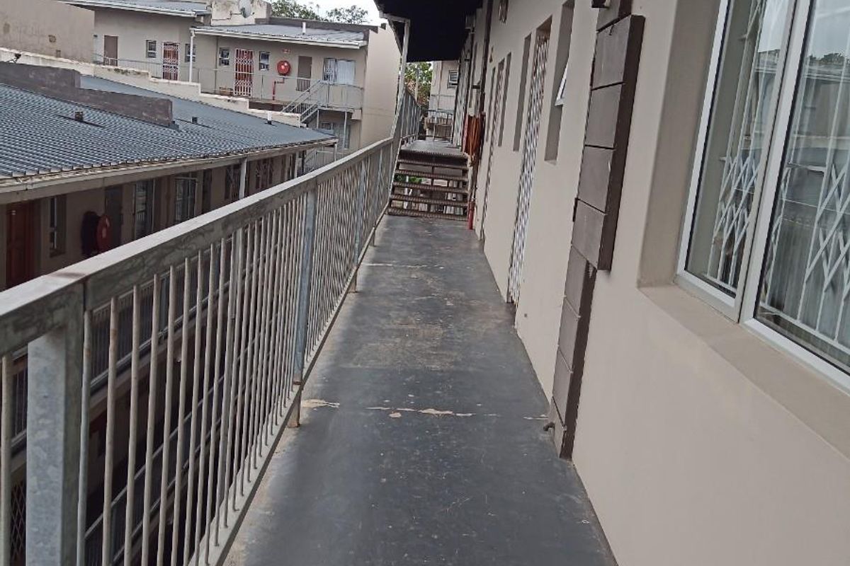 Apartment For Sale in Woodhurst, Chatsworth, KwaZulu Natal - Photo 4