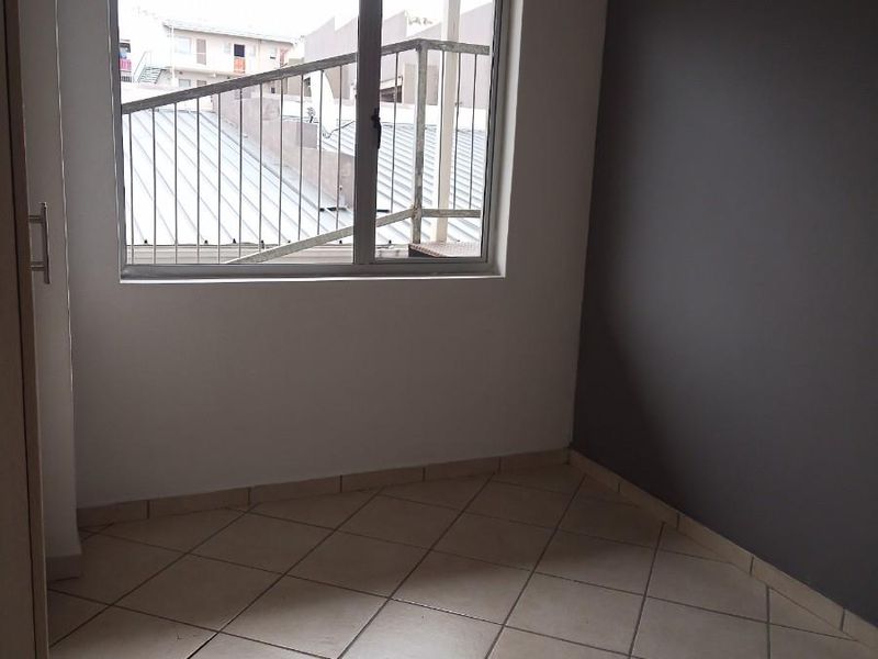 Apartment For Sale in Woodhurst, Chatsworth, KwaZulu Natal - Photo 8