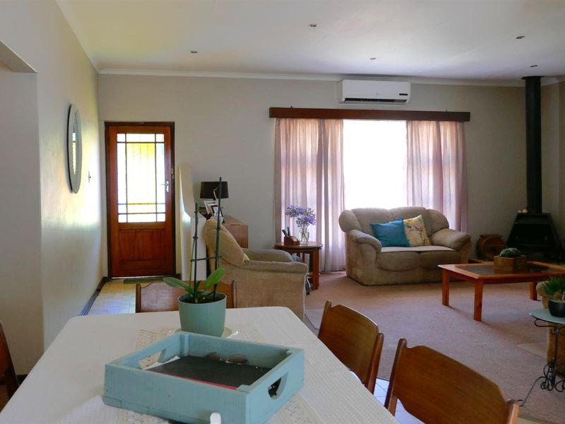 Immaculate Village Home Offering Privacy, Space and Easy Living - Photo 3