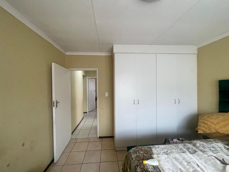 Two bedroom To Rent in Parklands Estate - Photo 8
