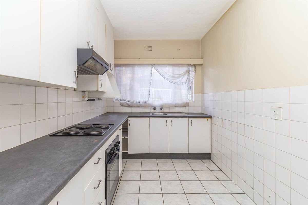 High-Yield Investment Opportunity | Garden Apartment with Multi-Let Potential - Photo 3