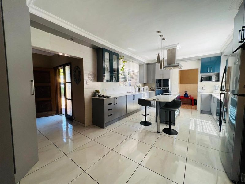 House For Sale in Vanderbijlpark SE 7, Vanderbijlpark SE, Vanderbijlpark - Photo 3