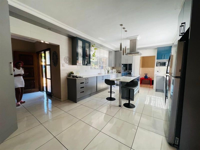 House For Sale in Vanderbijlpark SE 7, Vanderbijlpark SE, Vanderbijlpark - Photo 4