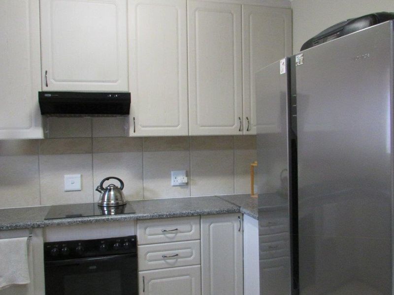 Townhouse For Sale in Bronkhorstspruit - Photo 10