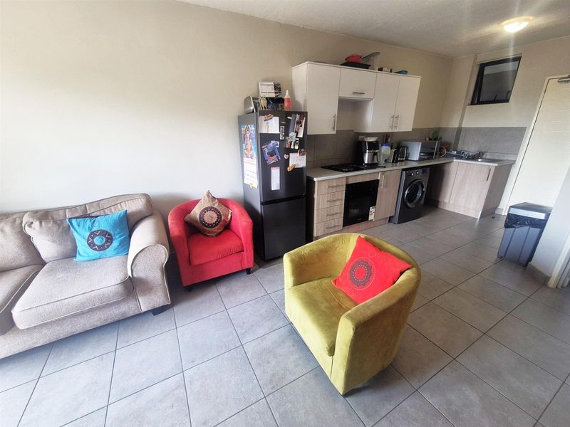 Apartment For Sale in Ferndale, Randburg - Photo 1