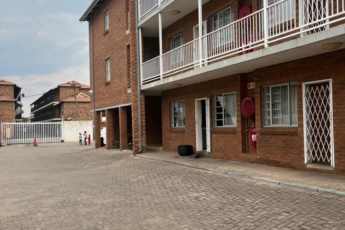 Apartment To Rent in Kempton Park Central, Kempton Park - Photo 4