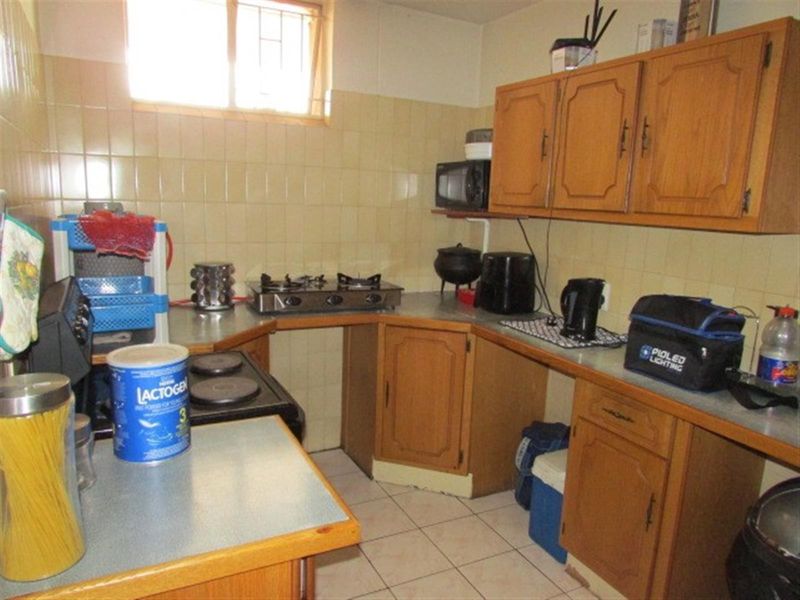 Spacious 2 Bedroom Apartment - Photo 10