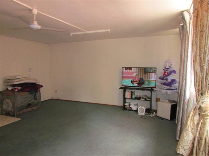 Spacious 2 Bedroom Apartment - Photo 6