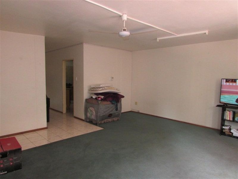 Spacious 2 Bedroom Apartment - Photo 5