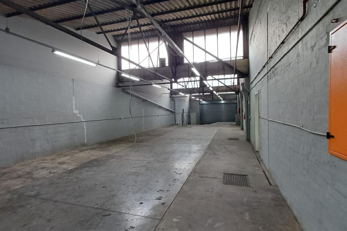 Industrial Property To Rent in Congella, Durban, KwaZulu Natal - Photo 4