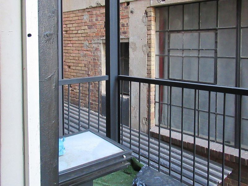 1-bedroom apartment nestled in the vibrant Maboneng - Photo 7