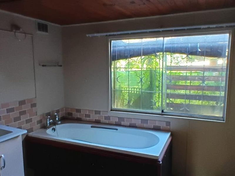 Cottage For Sale in Mtunzini, KwaZulu Natal - Photo 10